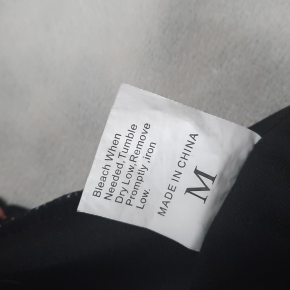 Shein Sports Bra - Picture 7 of 11